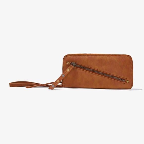NWOT FREE PEOPLE Distressed Zip-Around Wallet - Brown Vegan Leather - Picture 8 of 10